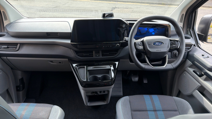 Ford Transit Custom 320 L1 Petrol Fwd 2.5 PHEV 232ps H1 Van Sport Auto - Image 18